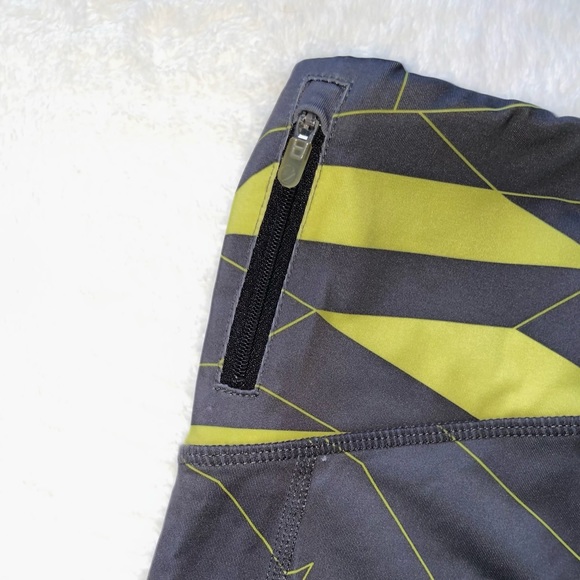 Oiselle geometric running tights - grey & yellow - 8 - Picture 3 of 3